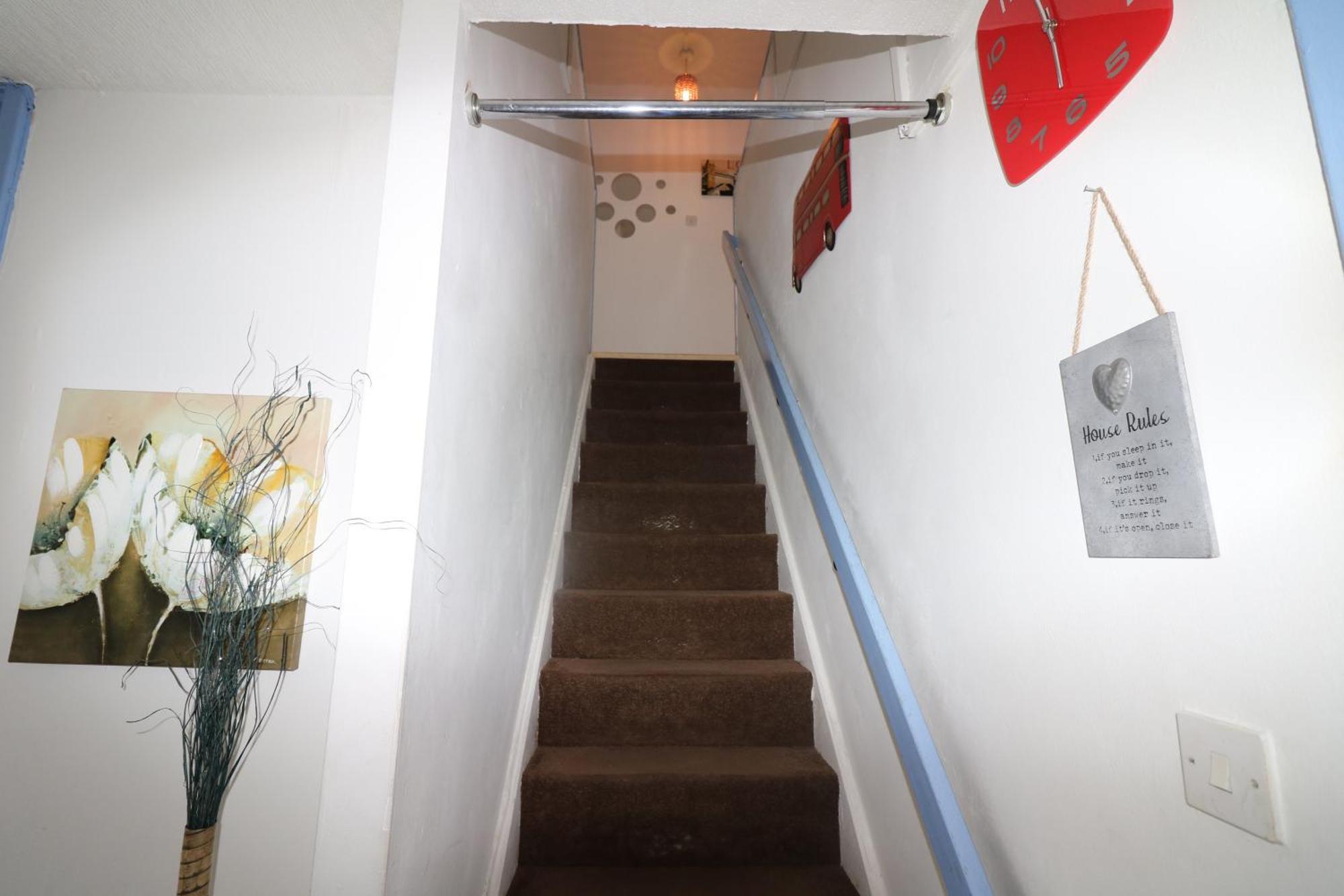 Ferienwohnung Kingward London Exterior foto