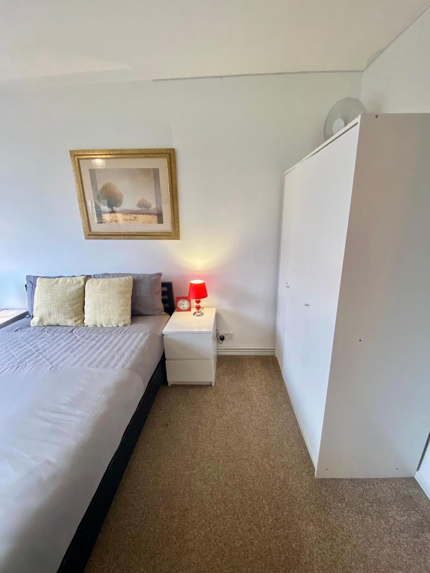 Ferienwohnung Kingward London Exterior foto